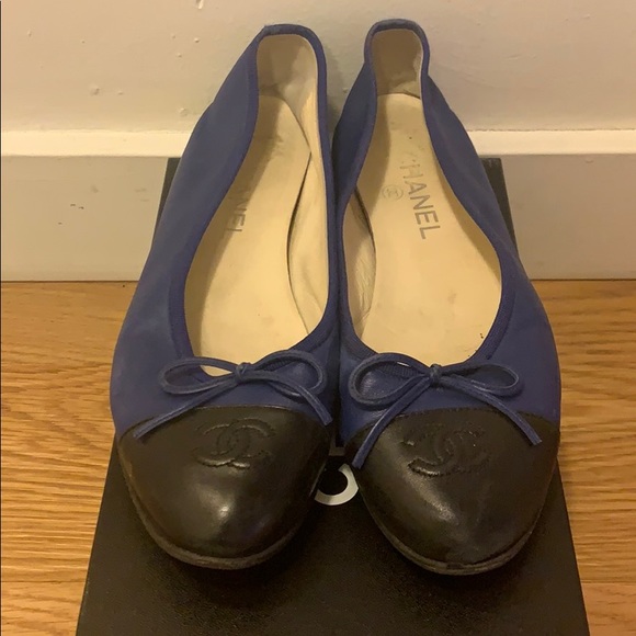 CHANEL Shoes - Authentic chanel  blue/black tip sz 39 ballet flat